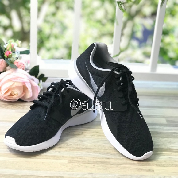 NWT Nike Kaishi NS Black/Metallic Silver WMNS - Picture 5 of 8